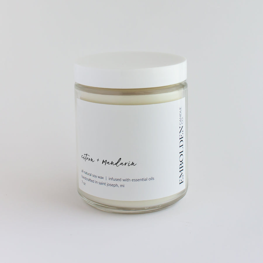 Citron and Mandarin scented candle with notes of citrus